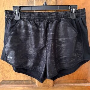 Under Armour Women's Black Patterned Athletic Shorts